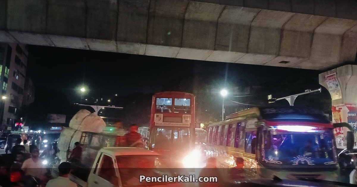শিক্ষামন্ত্রীর পদত্যাগের দাবিতে সায়েন্স ল্যাবে শিক্ষার্থীদের কর্মসূচি