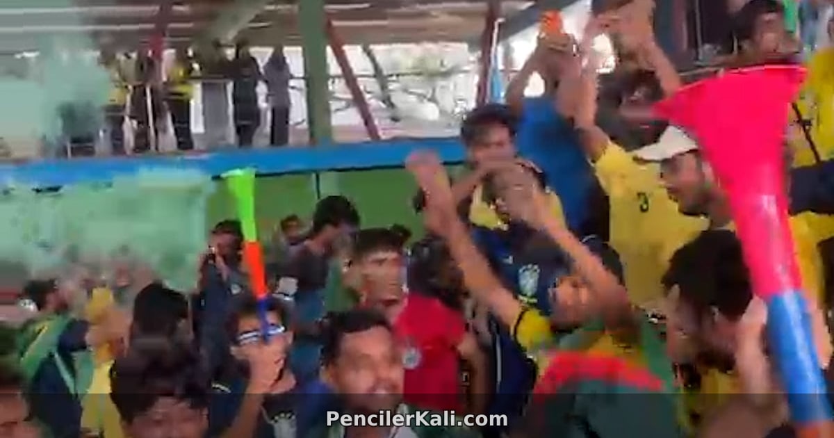 ব্রাজিলের জয়ে ড্যাফোডিল বিশ্ববিদ্যালয়ে সমর্থকদের উল্লাস