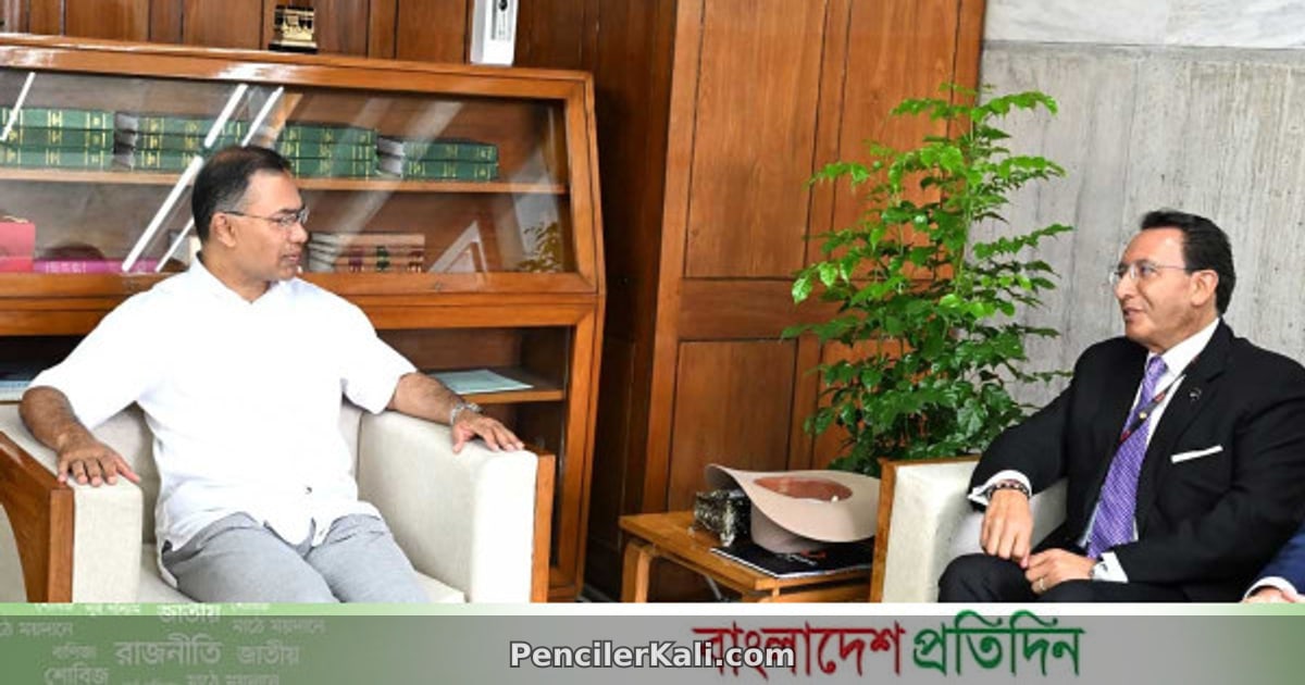 সাশ্রয়ী মূল্যে স্মার্টফোন ও ইন্টারনেট সেবা: প্রধানমন্ত্রীর আহ্বান